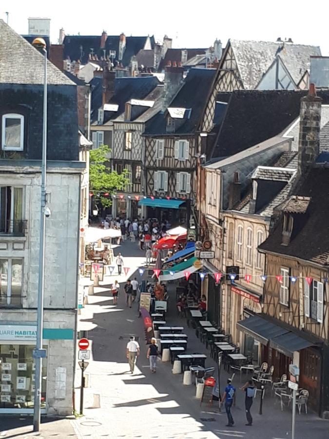 Saint Bonnet Daire Bourges Dış mekan fotoğraf